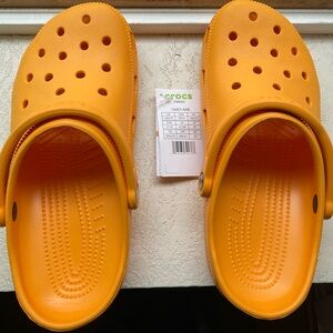 Croc Orange/apricrush clogs classic